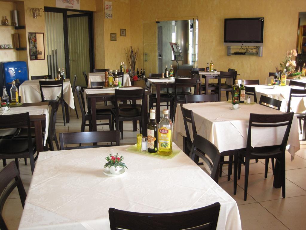 Italia Carmagnole