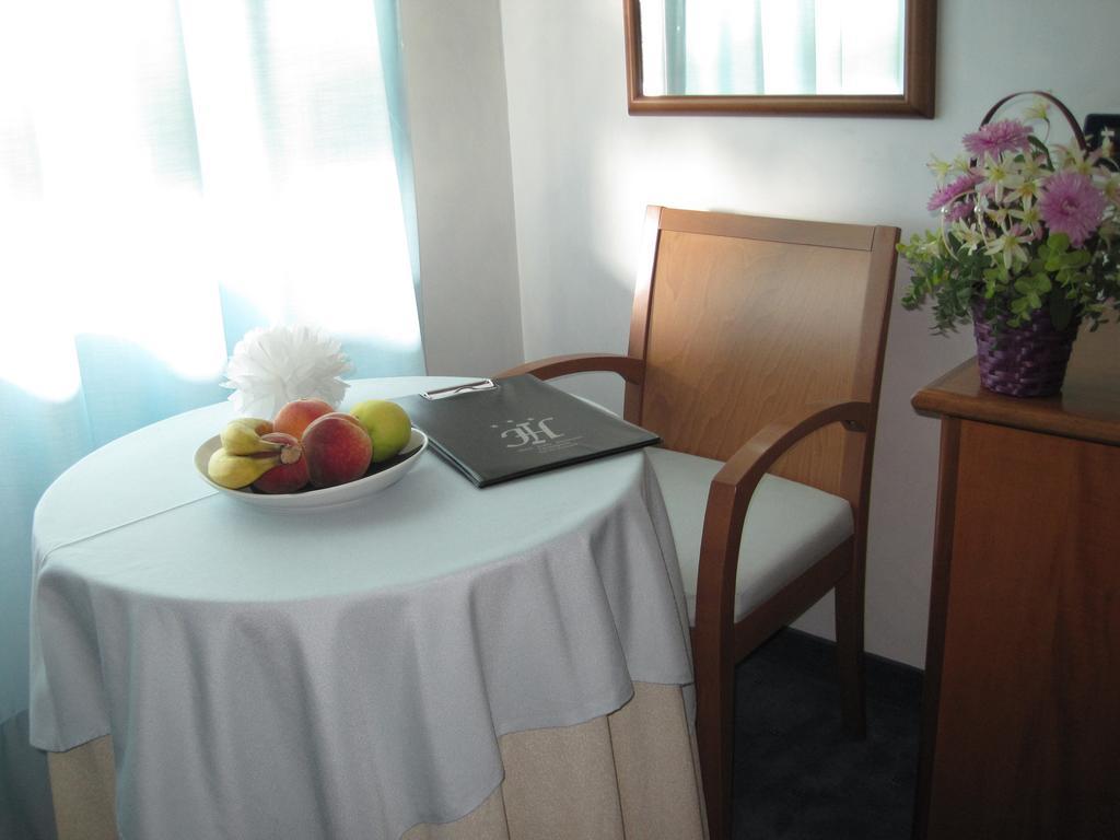 Italia Hotel Carmagnole